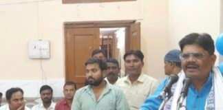 जिले में बसपा के चुनाव कार्यालय में उमड़ा जनसैलाब