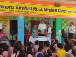 पूर्व माध्यमिक विद्यालय में निपुण मेले का आयोजन