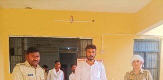 मानवता की मिसाल बरकत अली ने लावारिस महिला का किया अंतिम संस्कार