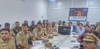 सड़क सुरक्षा के लिए नई पहल: गोरखपुर में पुलिस और परिवहन कर्मियों को एकीकृत सड़क दुर्घटना डेटा प्रशिक्षण।