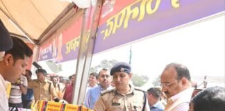 कुशीनगर में सेवा और सुशासन के 8 साल: त्रिदिवसीय प्रदर्शनी का शानदार आगाज।
