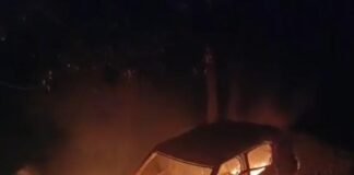 “शादी की रौनक पर आग का साया: बारातियों की कार जलकर खाक”