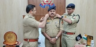 एसपी नॉर्थ जितेंद्र श्रीवास्तव को मिली पदोन्नति, कंधे पर बढ़ा अशोक चक्र का मान।