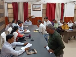 ज्वाइंट मजिस्ट्रेट का अधिकारियों को दो टूक निर्देश: संवेदनशीलता के साथ जमीनी स्तर पर करें जन समस्याओं का निस्तारण।