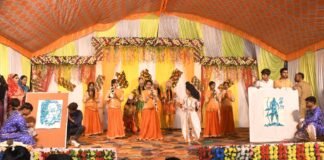 शहीदों की याद और संस्कृति का सम्मान: बाल विद्यालय प्रसादपुर में बच्चों को संस्कार और शिक्षा का अनमोल तोहफा।