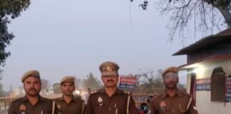 सुरक्षा और विश्वास की मजबूत पहल: संतकबीरनगर पुलिस की सक्रियता से अपराधियों पर नकेल, जनता में बढ़ा भरोसा।
