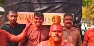 पुलिस की होली: रंगों में ड्यूटी, संभल में SP कृष्ण बिश्नोई का अनोखा अंदाज़।