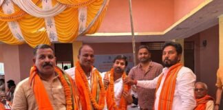 गांव-गांव भगवा लहर, भाजपा स्थापना दिवस पर जय चौबे का जोशीला अभियान