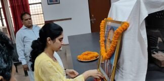 बाबा साहेब की 134वीं जयंती: गोरखपुर में माल्यार्पण और पद यात्रा के साथ गूंजा समानता का संदेश।