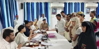 डीएम ने दिए समयबद्ध निस्तारण के निर्देश, 46 शिकायतें प्राप्त, 6 का मौके पर समाधान