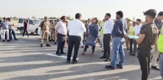 डीएम-एसपी ने गंगा एक्सप्रेसवे कार्यों का लिया जायजा, तेजी लाने के निर्देश