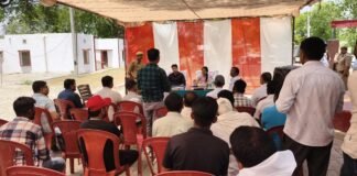 डीएम-एसपी ने डलमऊ में सुनी जनता की फरियाद, त्वरित निस्तारण के आदेश।