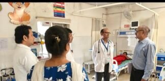 मरीजों के प्रति संवेदनशीलता और बेहतर स्वास्थ्य सेवाएं सुनिश्चित करें: सीएमओ।