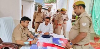 एसपी का कोतवाली खलीलाबाद में कड़ा रुख, निरीक्षण में खामियों पर फटकार।