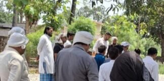 सड़क पर अवैध कब्जा: राजस्व विभाग ने की पैमाइश, 10 दिन में हटाने का निर्देश