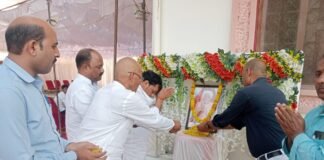 सूर्या ग्रुप चेयरमैन ने अर्पित की श्रद्धांजलि।