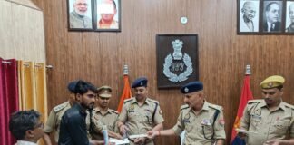 जीआरपी ने 35 लाख के 240 मोबाइल बरामद कर लौटाए।