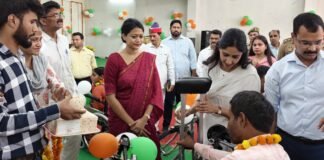 विधायक सदर ने 37 दिव्यांगजनों को बांटे 63 सहायक उपकरण।