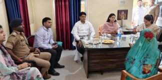 रायबरेली: डीएम-एसपी ने थाना दिवस पर सुनी फरियाद, सख्त निस्तारण के निर्देश।