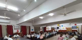 दैवीय आपदा राहत के लिए लेखपालों को ऑनलाइन आवेदन का प्रशिक्षण