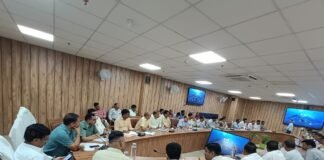 बकरीद पर स्वच्छता सुनिश्चित: अपशिष्ट त्रिपाल से ढककर ले जाएं, नगर आयुक्त का निर्देश