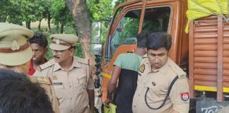 एसपी संदीप मीना की मानवता: घायलों को अपनी गाड़ी से पहुंचाया अस्पताल।