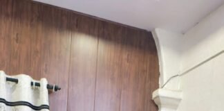 उपनिरीक्षक ने लौटाया फरियादी का गिरा पर्स।