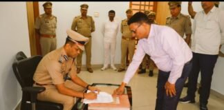 डीआईजी शिवा शिम्पी चनप्पा ने संभाला गोरखपुर रेंज का कमान.