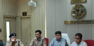 मुख्य सचिव ने लिया गोरखपुर लिंक एक्सप्रेस-वे उद्घाटन की सुरक्षा का जायजा।
