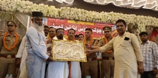 मोहर्रम जुलूस की तैयारी: इमामचौक मुतवल्ली कमेटी ने जिला प्रशासन संग की बैठक, शांति पर जोर।