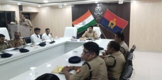 पुलिस अधीक्षक संदीप कुमार मीना ने सैनिक सम्मेलन व मासिक अपराध गोष्ठी में दिए अपराध नियंत्रण और कावड़ यात्रा के लिए सख्त निर्देश।