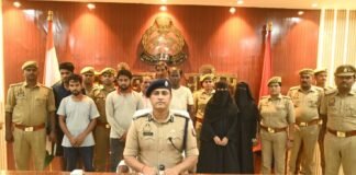 प्रेमजाल में फंसाकर हिंदू युवती का जबरन धर्म परिवर्तन, 8 गिरफ्तार