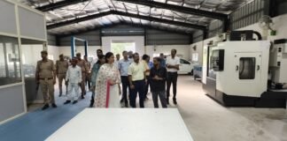 डीएम हर्षिता माथुर ने टाटा टेक्नोलॉजी ट्रेनिंग सेंटर और रोजगार मेले का किया निरीक्षण, 432 युवाओं को मिले ऑफर लेटर।