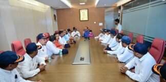 रायबरेली में पूर्व सैनिकों ने राज्य मंत्री दिनेश प्रताप सिंह को बनाया संरक्षक