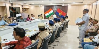 एसपी का अल्टीमेटम: अपराध रोकें, वरना हटने को रहें तैयार।