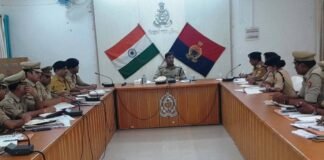 डीआईजी संजीव त्यागी ने सिद्धार्थनगर में की अपराध गोष्ठी, रिक्रूट आरक्षियों को दिए निर्देश।