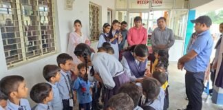 एसआर इंटरनेशनल एकेडमी में रक्षाबंधन का उल्लास: भाई-बहन के प्रेम का अनूठा संगम।