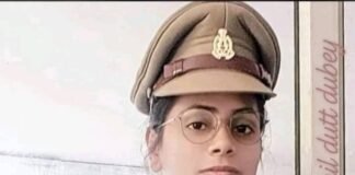 कुत्ते से टकराने के बाद कार की चपेट में आई महिला दरोगा, मौत।