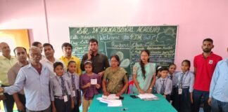 एसआर इंटरनेशनल एकेडमी में पीटीएम, बच्चों की प्रगति से अभिभावक गदगद