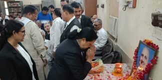 स्व. गोलोक नारायण पाण्डेय को श्रद्धांजलि: डॉ. धर्मेन्द्र सिंह ने कहा- विधिक ज्ञान से सम्मानित हुआ विधि व्यवसाय