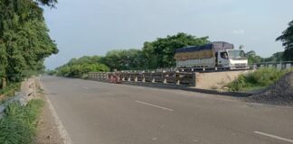आमी नदी पुल की टूटी रेलिंग ठीक, उजाला 24*7 की खबर ने जगाया प्रशासन।