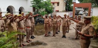 गोरखपुर में नशा मुक्त भारत अभियान: पुलिस जवानों ने ली शपथ।
