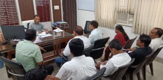 विकास कार्यों में बाधा बर्दाश्त नहीं, लेखपालों को जमीन मालिकों की सूची तैयार करने का निर्देश – एसडीएम