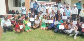 बास्केटबॉल प्रतियोगिता में हीरालाल और नेहरू कॉलेज ने मारी बाजी