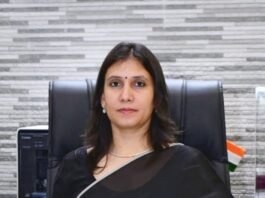 नवनियुक्त मंडलायुक्त सौम्या अग्रवाल ने प्रयागराज में संभाला कार्यभार।