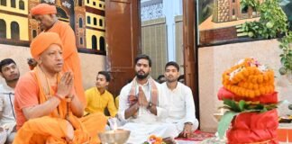 गोरक्षपीठ में शारदीय नवरात्रि का भव्य शुभारंभ, सीएम योगी ने की कलश स्थापना