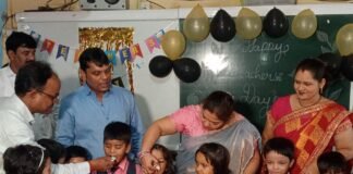 सूर्या सीनियर सेकेंडरी स्कूल, खलीलाबाद में शिक्षक दिवस का उत्साहपूर्ण आयोजन