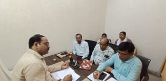 बीएलओ अब उत्साह से कर रहे मतदाता सूची पुनरीक्षण, ईआरओ सुदीप तिवारी ने की समीक्षा