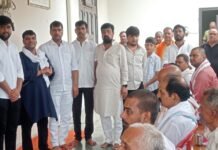 चतुर्वेदी विला में पितृ पक्ष में श्राद्ध कर्म, ब्राह्मणों-गरीबों को भेंट और भोज