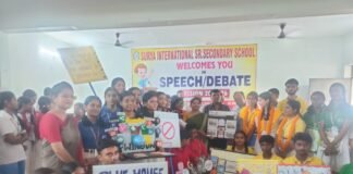 सूर्या स्कूल खलीलाबाद में वाद-विवाद: रेड हाउस अव्वल, सोशल मीडिया पर गहन बहस